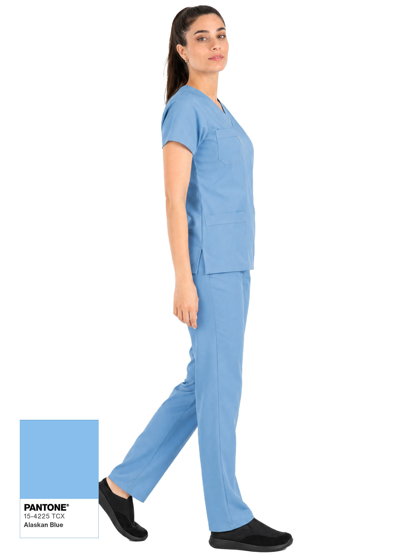 Alaskan Blue Likralı İnce Scrubs Flex Doktor Hemşire Forması Takımı Yan Poz