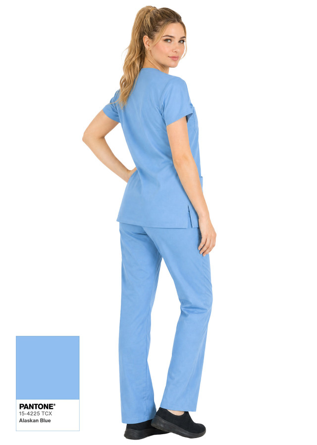 Alaskan Blue Likralı İnce Scrubs Flex Doktor Hemşire Forması Takımı Çapraz Poz