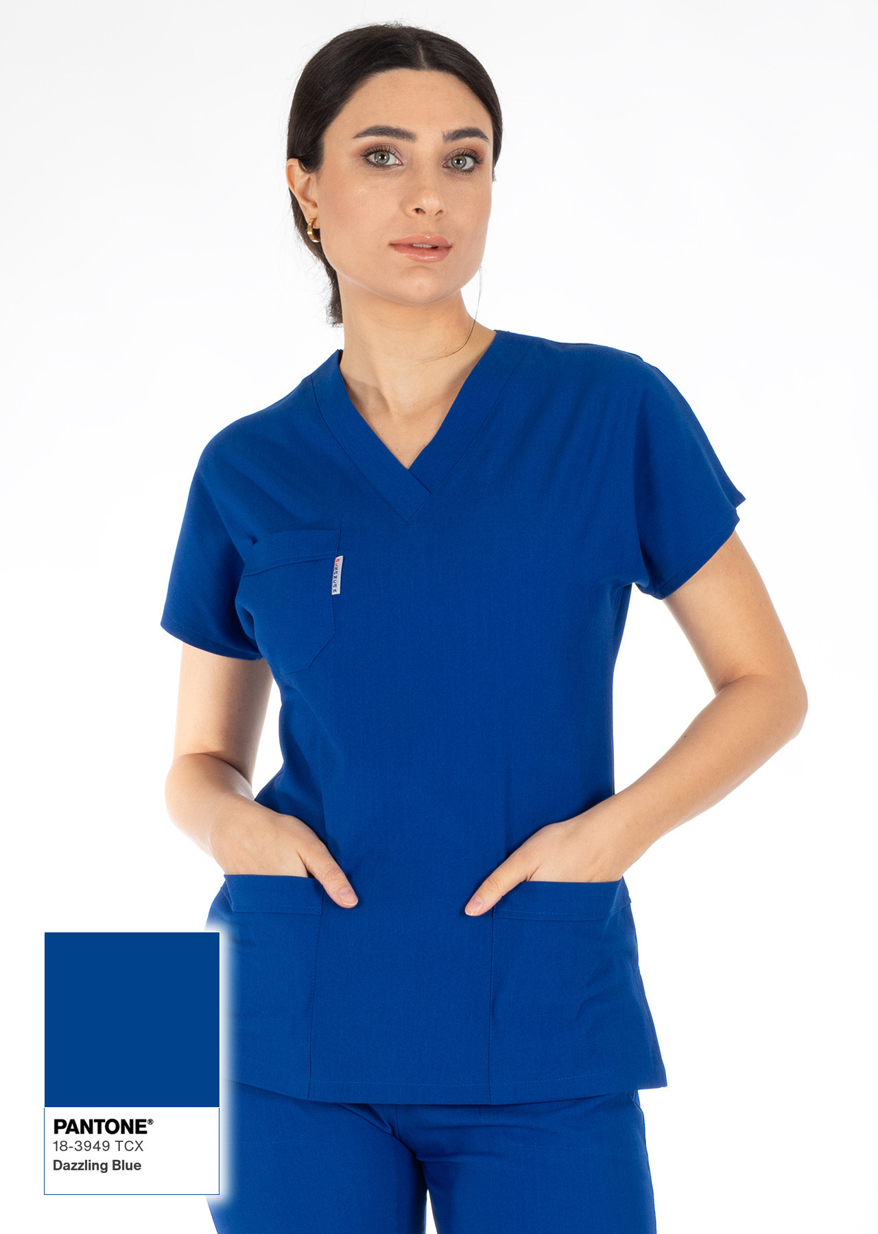 Saks Mavi Likralı İnce Scrubs Flex Doktor Hemşire Forması Takımı Yakın Çekim
