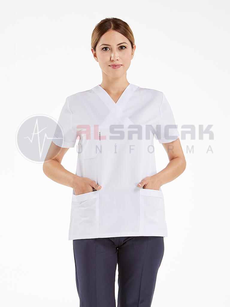 Kadın Basic (V Yaka) Alpaka Kumaş Doktor ve Hemşire Forması Takımı Kadın Basic (V Yaka) Alpaka Kumaş Doktor ve Hemşire Forması Takımı