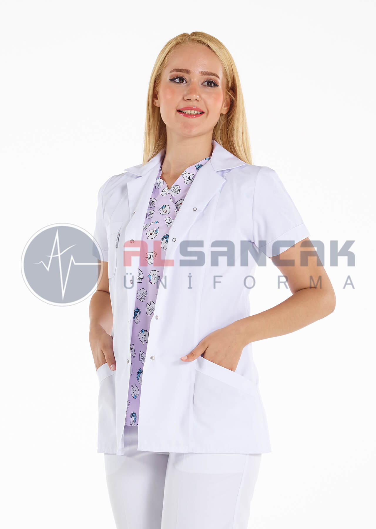 Kadın Lüks Spor Yaka Fit Kesim Kısa Kol Doktor Ceketi Kadın Lüks Spor Yaka Fit Kesim Kısa Kol Doktor Ceketi