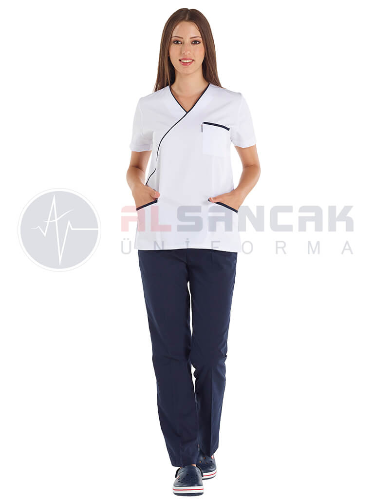 Beyaz Ekol Modeli Doktor ve Hemşire Forması Üstü Beyaz Ekol Modeli Doktor ve Hemşire Forması Üstü