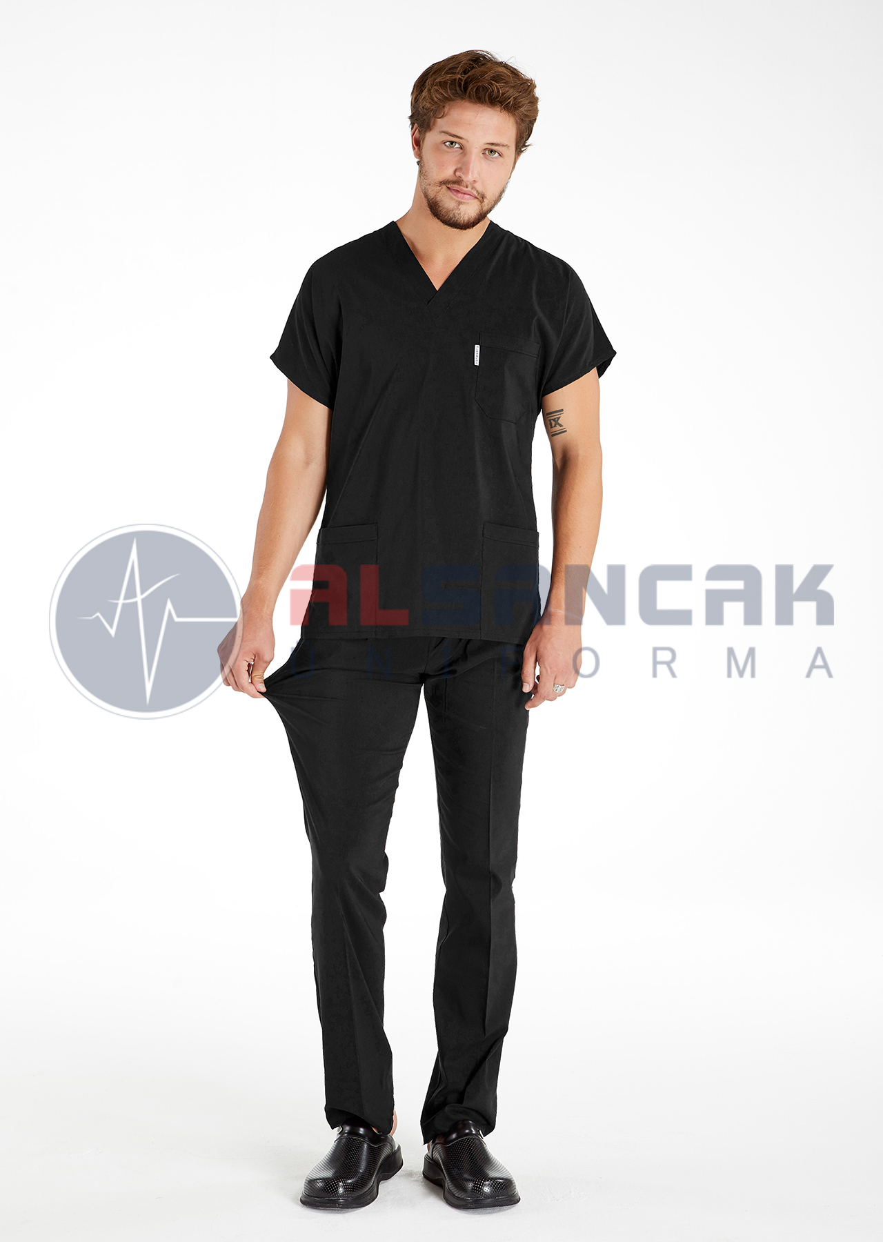 Erkek Siyah Likralı İnce Scrubs Doktor Forması Takımı Erkek Siyah Likralı İnce Scrubs Doktor Forması Takımı