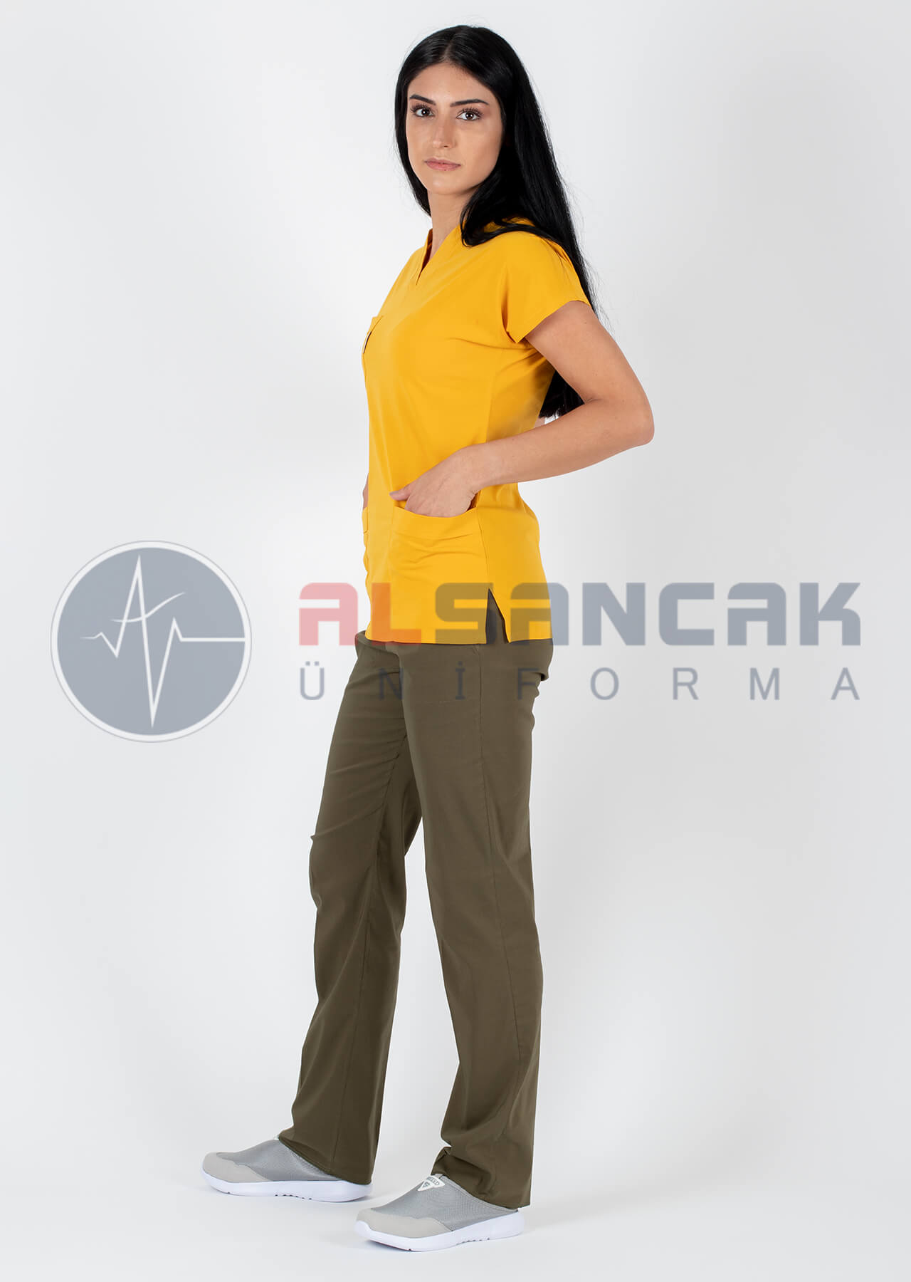 Scrubs Flex® Hardal/Haki Likralı Alpaka Doktor Hemşire Forması Scrubs Flex® Hardal/Haki Likralı Alpaka Doktor Hemşire Forması