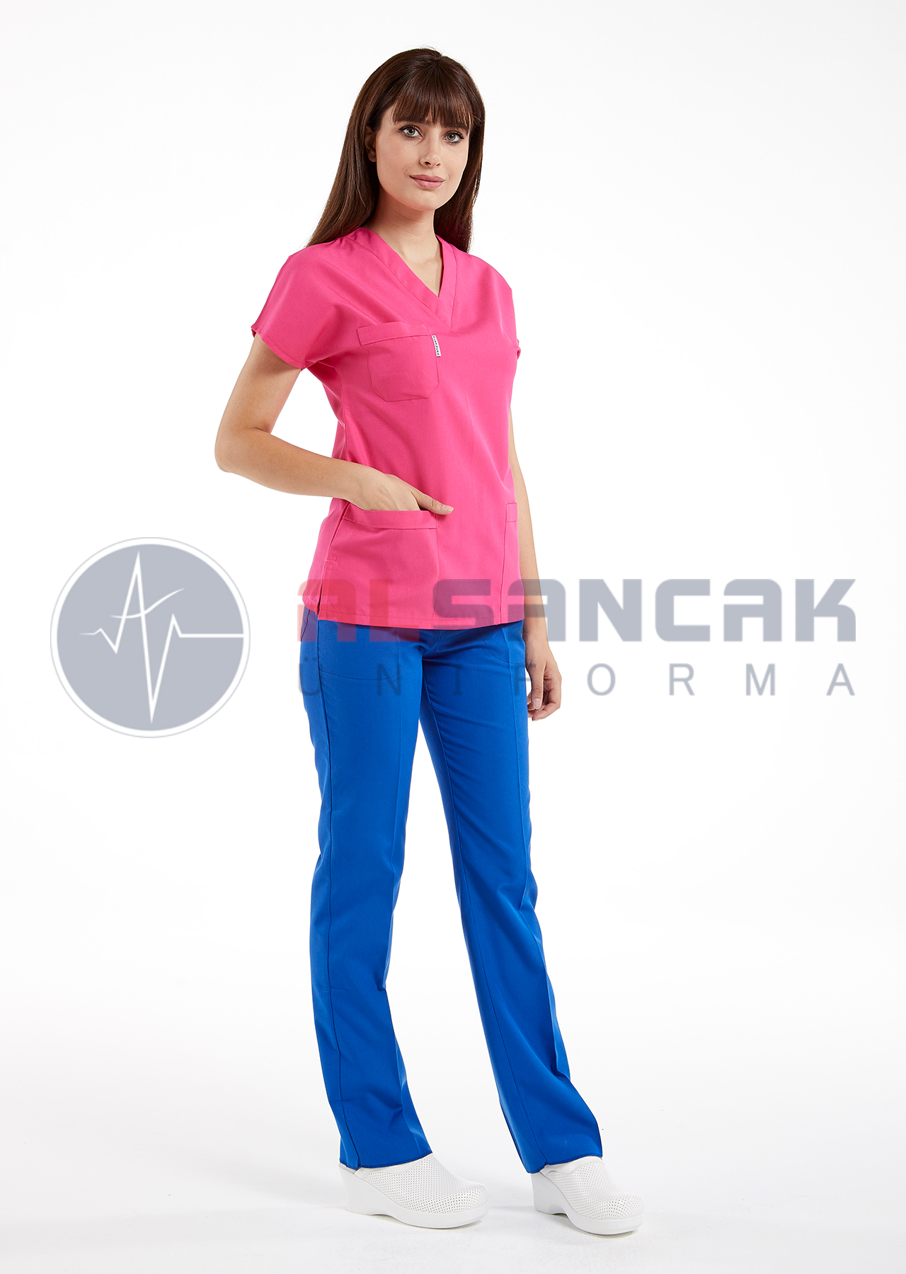 Scrubs Flex® Kadın Kişiye Özel Üretim Likralı İnce Doktor ve Hemşire Forması Scrubs Flex® Kadın Kişiye Özel Üretim Likralı İnce Doktor ve Hemşire Forması