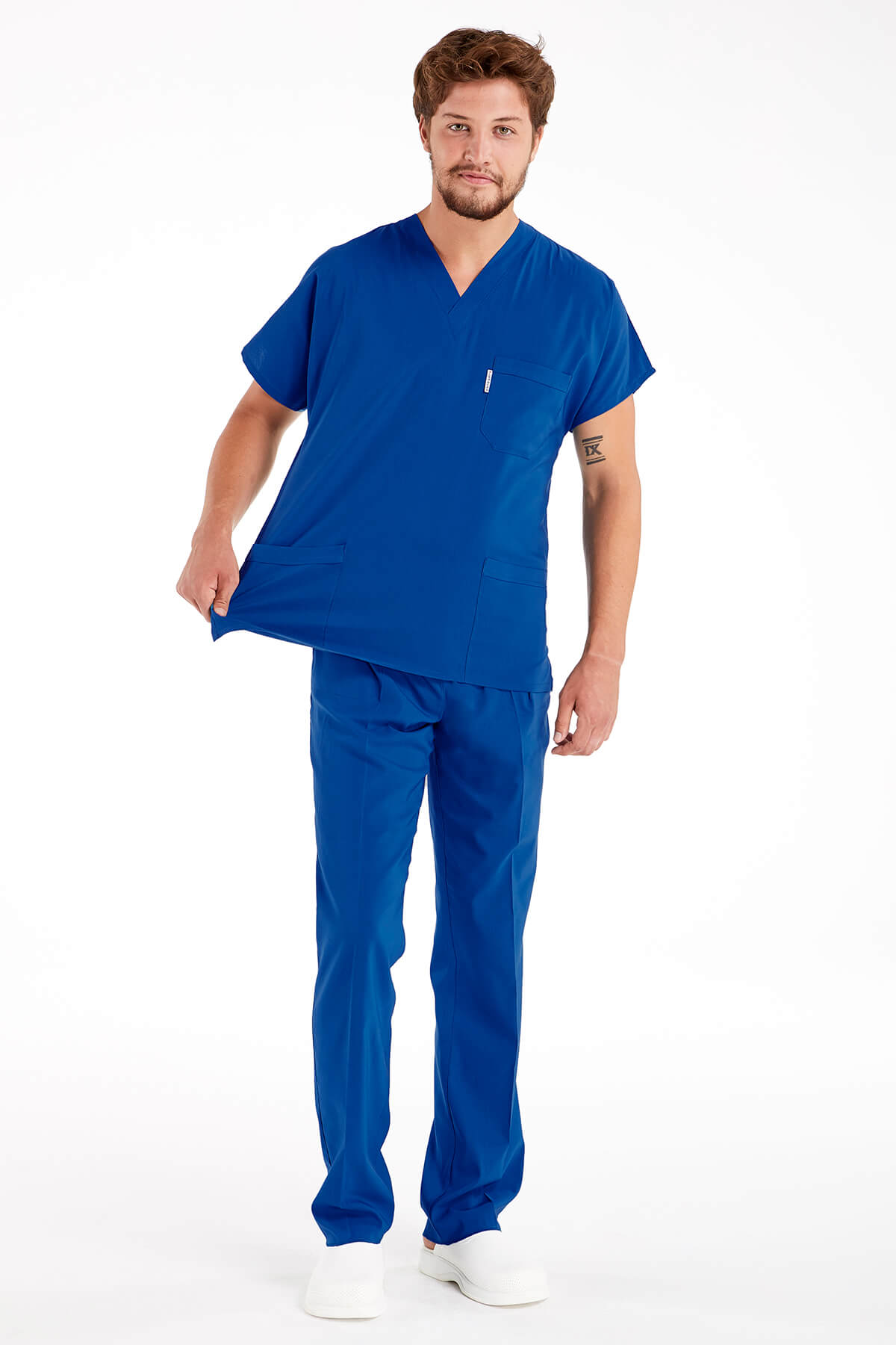 Erkek Saks Mavi Likralı İnce Scrubs Doktor Forması Takımı Erkek Saks Mavi Likralı İnce Scrubs Doktor Forması Takımı