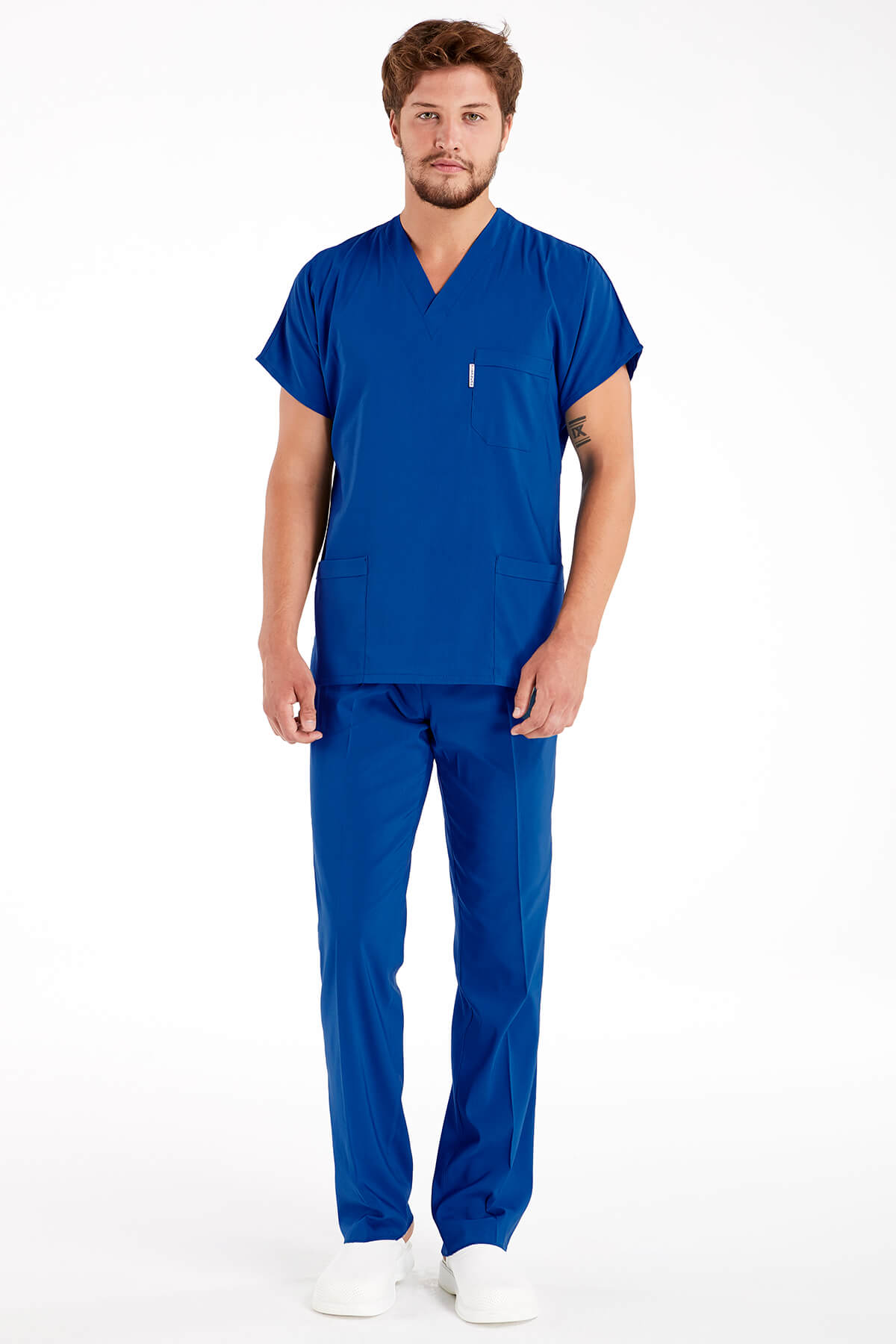 Erkek Saks Mavi Likralı İnce Scrubs Doktor Forması Takımı Erkek Saks Mavi Likralı İnce Scrubs Doktor Forması Takımı