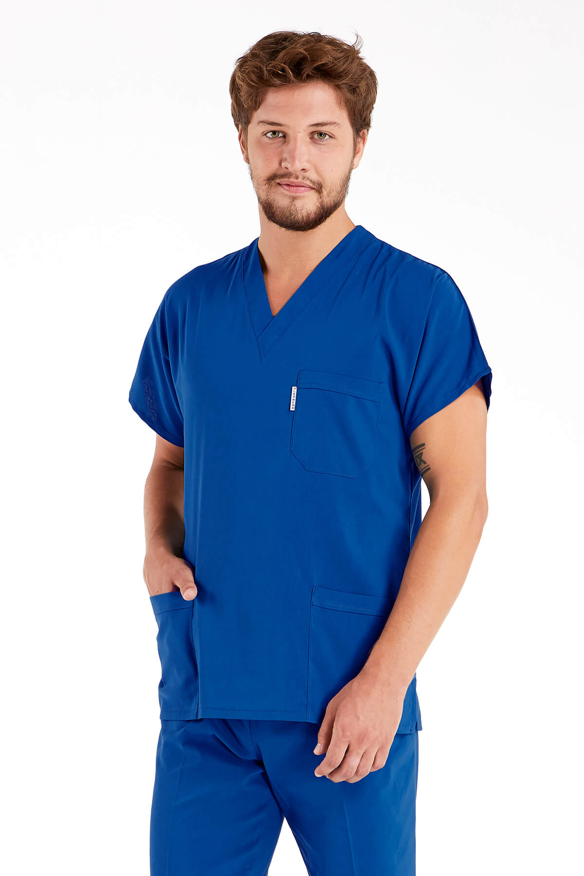 Erkek Saks Mavi Likralı İnce Scrubs Doktor Forması Takımı Erkek Saks Mavi Likralı İnce Scrubs Doktor Forması Takımı