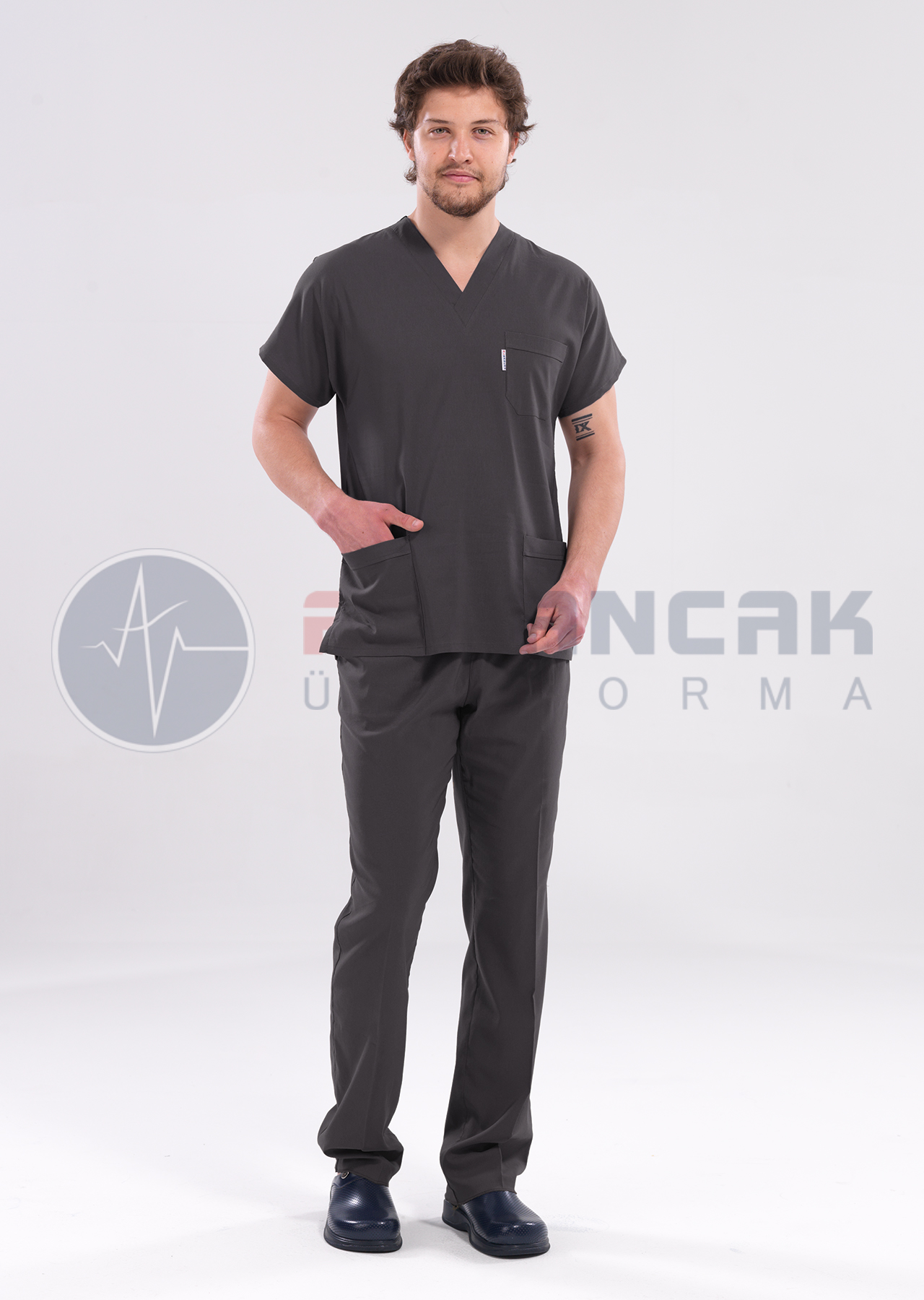Scrubs Flex® Erkek Antrasit Likralı İnce Kumaş Doktor ve Hemşire Forması
