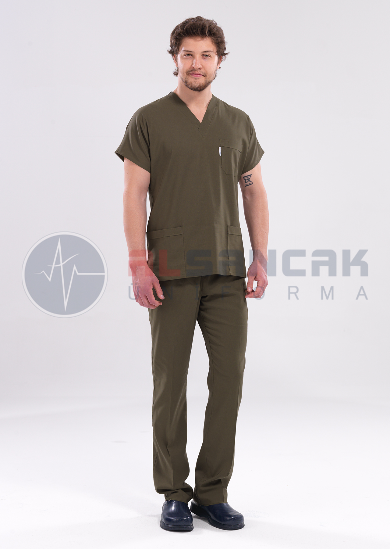 Scrubs Flex® Erkek Haki Soft Likralı İnce Doktor ve Hemşire Forması Scrubs Flex® Erkek Haki Soft Likralı İnce Doktor ve Hemşire Forması
