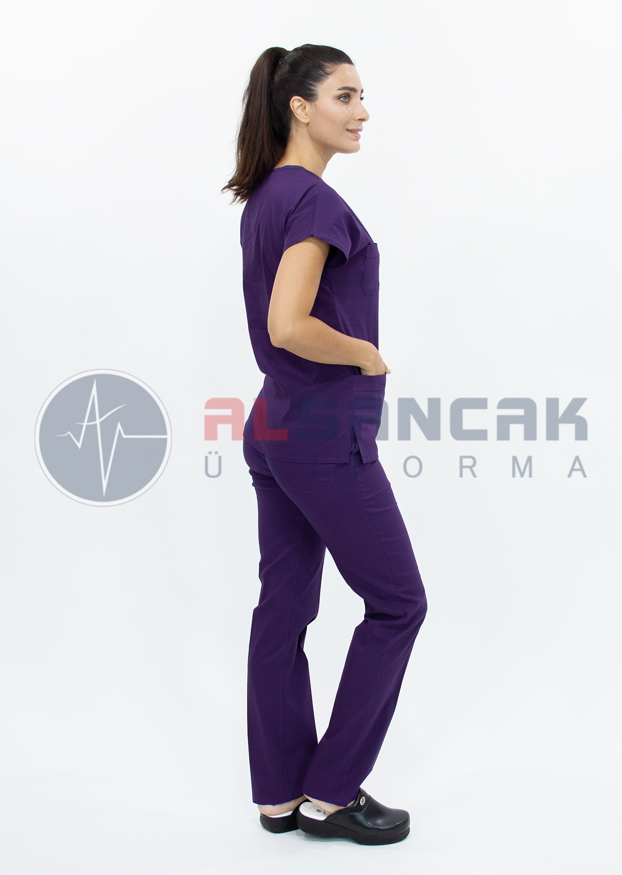 Scrubs Flex® Koyu Mor Likralı Alpaka Doktor ve Hemşire Forması Scrubs Flex® Koyu Mor Likralı Alpaka Doktor ve Hemşire Forması