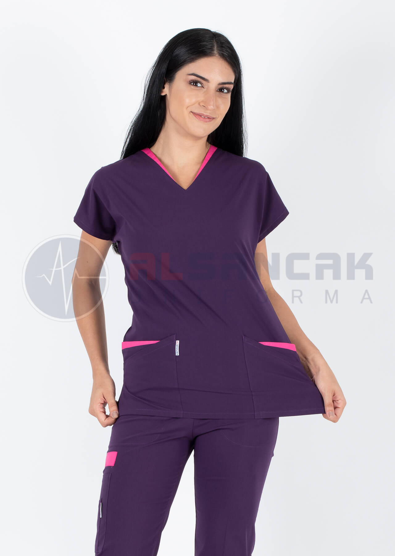 Twin Flex Koyu Mor Likralı Hemşire Forması Twin Flex Koyu Mor Likralı Hemşire Forması